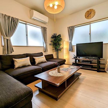 Tsukiyume Kan - House With Parking, 10Mins To Usj, Tennoji, Namba 오사카 외부 사진